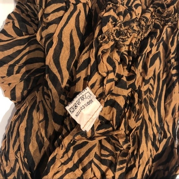 Brown Black Tiger Stripe Animal Fringe Scarf - Picture 4 of 5